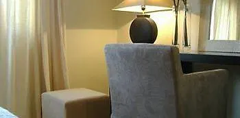 Allakala B&B Palermo 3*,