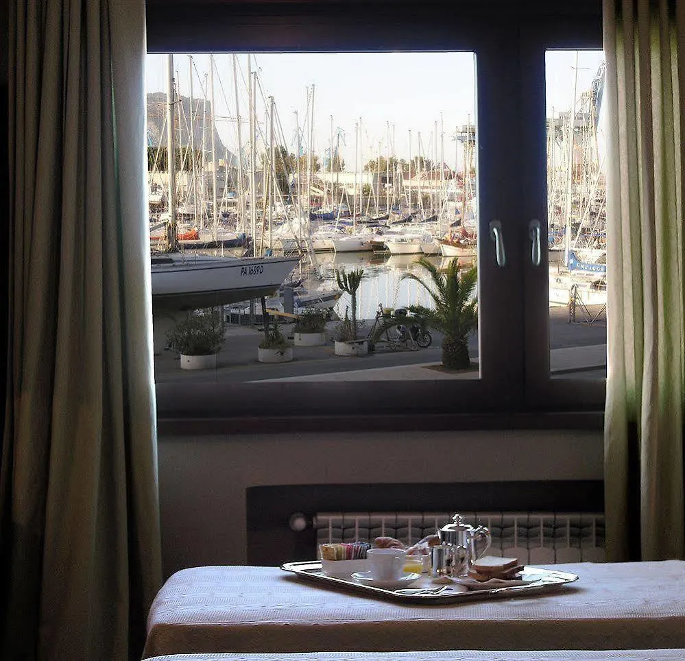 Allakala B&B Palermo 3*,  Italy